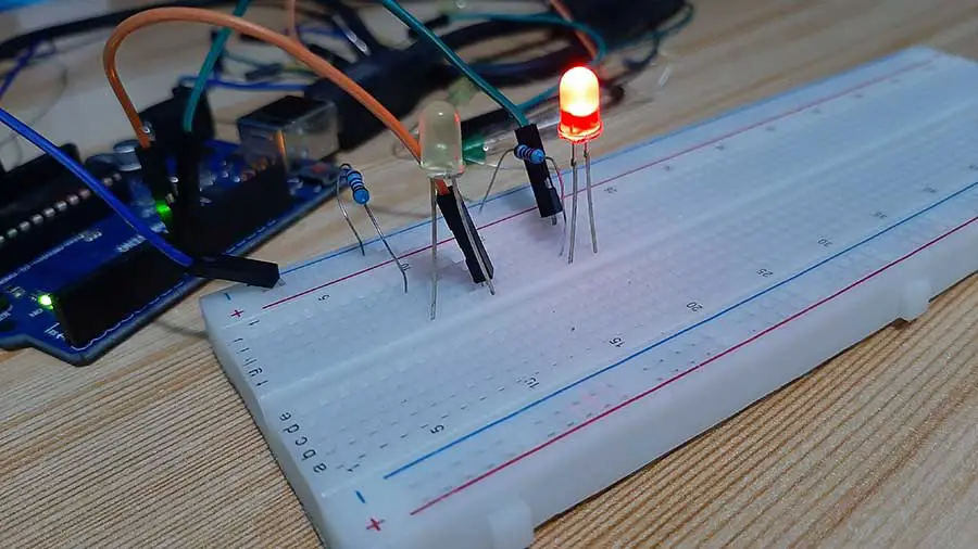 2 LEDs