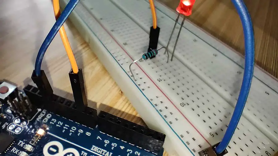 Become a Master of the Fade In Fade Out Effect (Arduino Style)