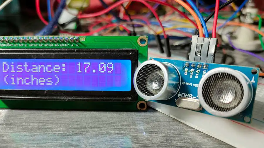LCD and HC-SR04 Ultrasonic sensor