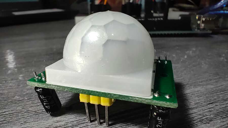 Exploring Home Automation: Integrating Passive Infrared Sensors with Arduino