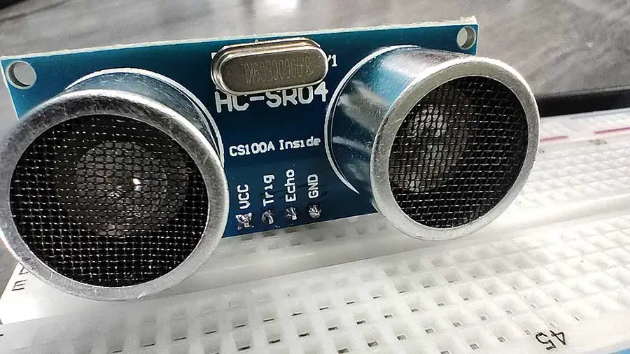 Using the HC-SR04 Ultrasonic Sensor to Detect Objects